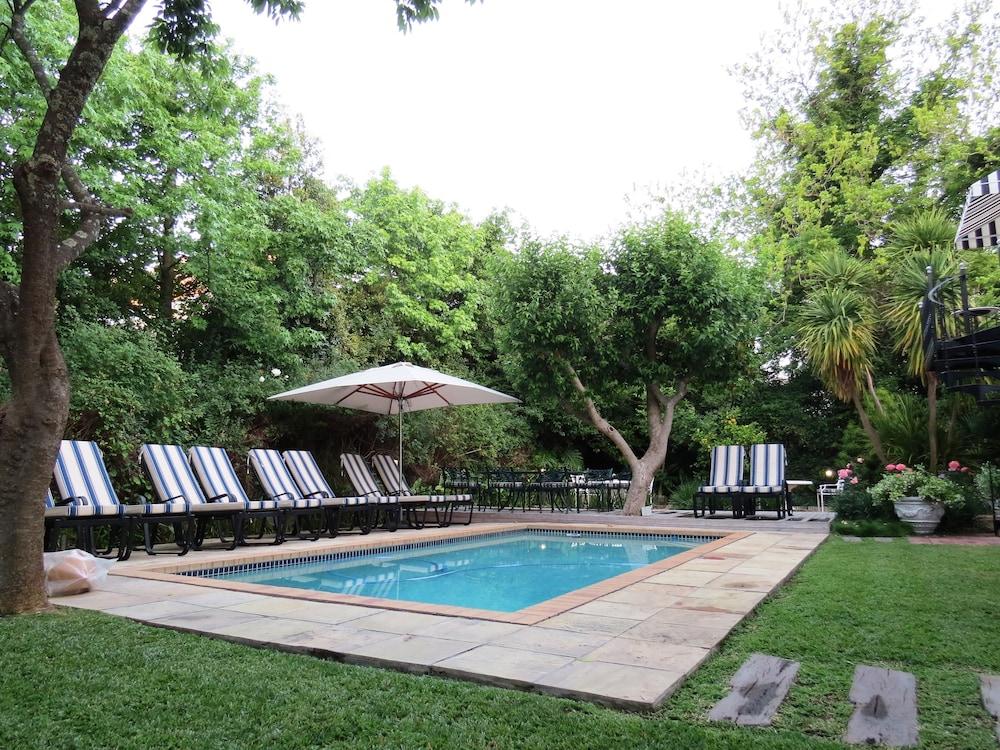 Maison Chablis Guest House Франшхоек Екстериор снимка